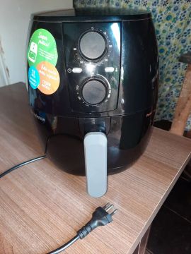 Fritadeira Elétrica Air Fryer 3L 1250W