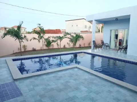 Casa para temporada com piscina em Jaua Linha Verde