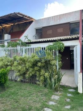 Village duplex em condominio 3 quartos sendo 1 suíte 180m2 em Itapuã