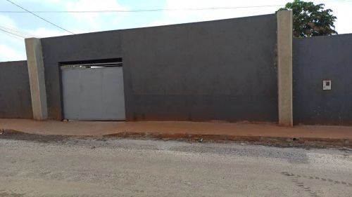 Vendo Casa 2 qts Riacho Fundo Sucupira condomínio Ipe Amarelo.