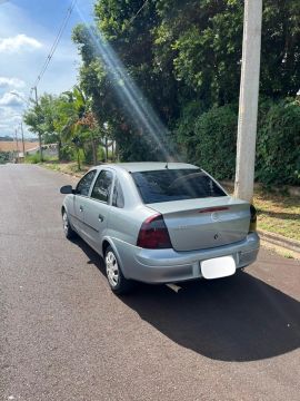 Corsa sedan 1.0 2003