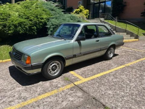 Carro para colecionador