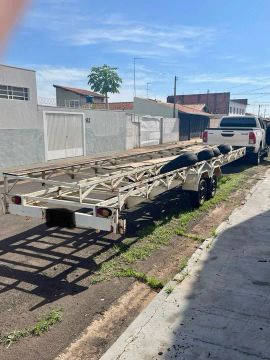 Carreta para piscinas e afins