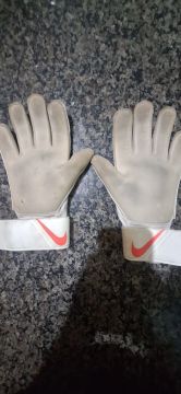 Luva de goleiro usado mais em ótimo estado