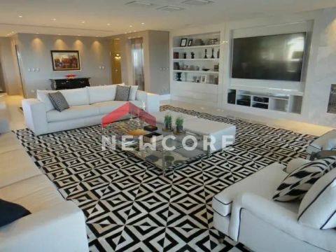 Apartamento em Rua Ângelo Bisol - Centro - Gramado/RS