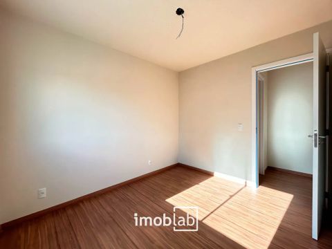 QUER ALUGAR? Apto 2 dorm,1 vaga, Infra de condom - Pelotas