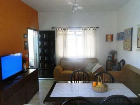 Vende-se Casa Na Cidade Da Esperança.