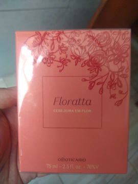 Floratta cerejeira em flor