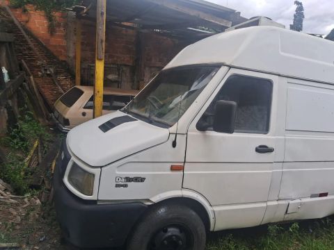 Iveco furgão 3813 refrigerada