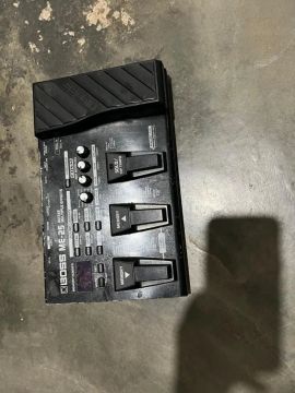 Pedaleira Boss ME-25