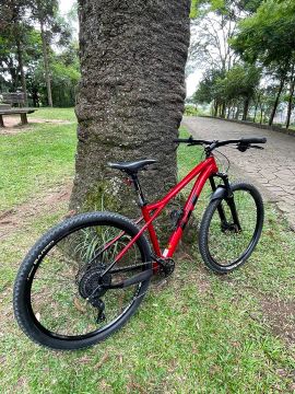 Bicicleta MTB 29 GT AVALANCHE ELITE Tam M