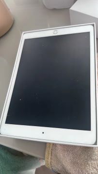 Apple iPad 7 geração, tela retina 10,2 32 gb e caneta ORIGINAL