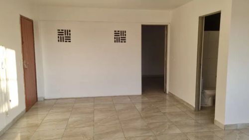 Sala Comercial na Av. Recanto das  quadra 300