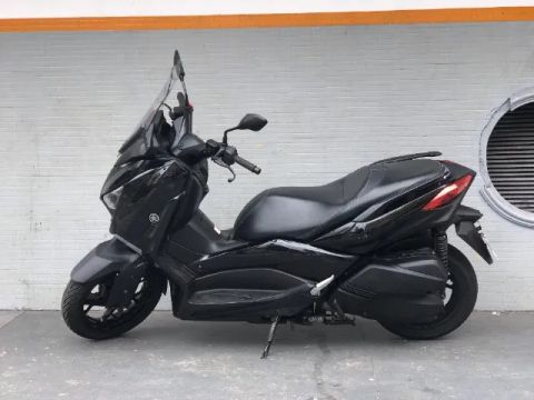 Yamaha XMAX 250 ABS - Modelo 2021