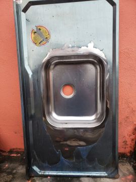 Pia aço Inox pra cozinha 1.05m, concertada.