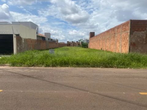 Vende-se Terreno 380,00m² Bela Laguna
