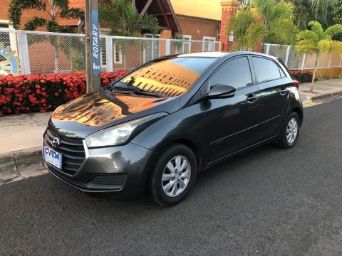 Hyundai HB20 Confort Sytle 1.0 Completo - 2016