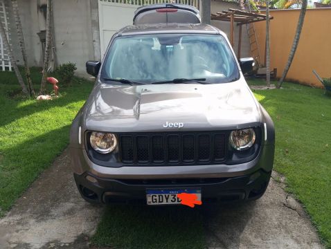 Jeep Renegade conservado único dono revisão na concessionária  banco de couro 