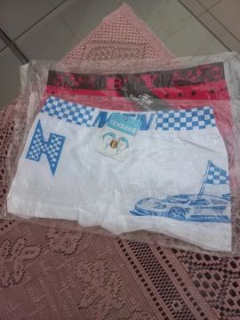 Roupas íntimas diversas