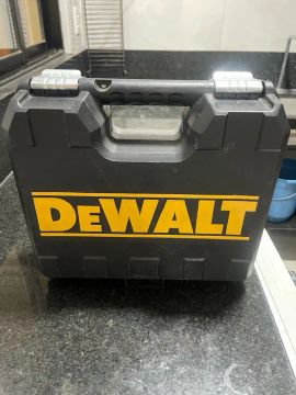 MARTELETE SDS PLUS 800W 220V Dewalt