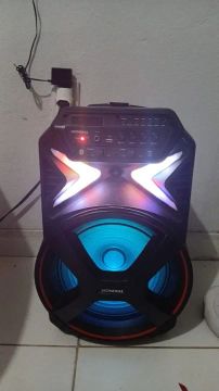 Caixa de som nova R$250