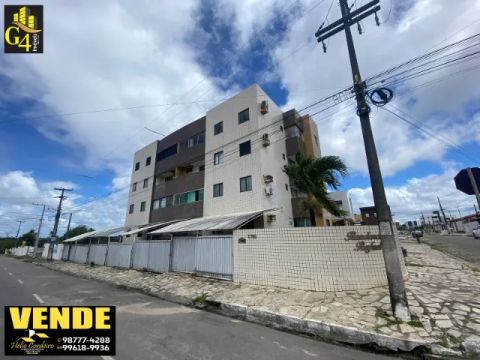 Apartamento no Geisel com 2 quartos, sendo 1 suíte e varanda. (Oportunidade)