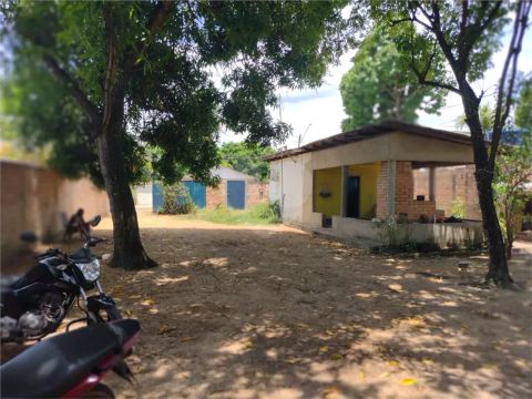 Casa com 3 quartos à venda em Equatorial - RR