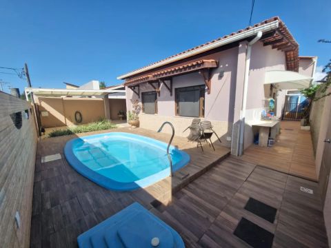 Piatã Excelente casa no Condomínio em Piatã