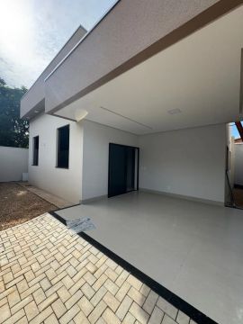 VENDO CASA NOVA 3 QUARTOS PROXÍMO ASSAÍ E UNICATOLICA