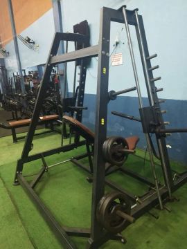 APARELHO DE MUSCULAÇÃO 