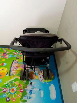Carrinho de Bebê - Usado em ótimo estado