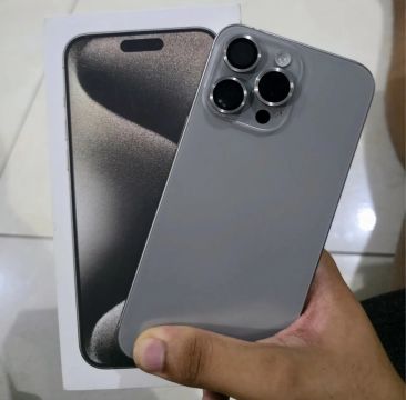 IPhone 15 pro Max 256gb bateria 98%