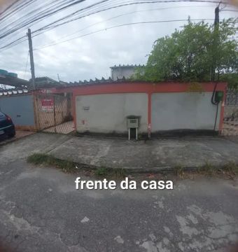 Vendo Casa de três quartos com sobrado no bairro Adriana em Campo Grande RJ.