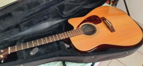Violão Yamaha (Elétrico/Acústico)