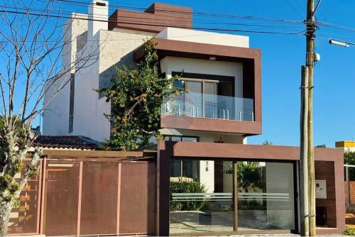 Casa de Alto Padrão na Melhor Região das Praias Lourencianas
