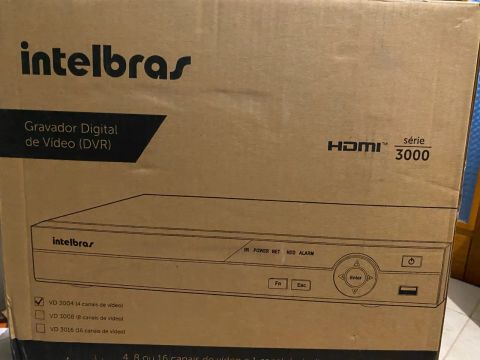 DVR 4 canais Intelbras com HD 1000GB e 3 câmeras