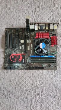 Placa mãe com processador 
