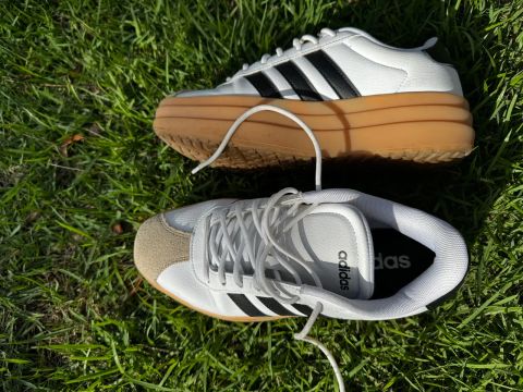 Tênis Adidas Branco