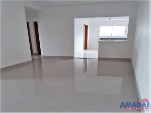 Excelente apartamento de 2 dormitórios e 1suíte, no Jardim Santa Maria