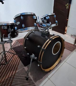 Bateria Mapex, só os tambores baixei pra vender logo 