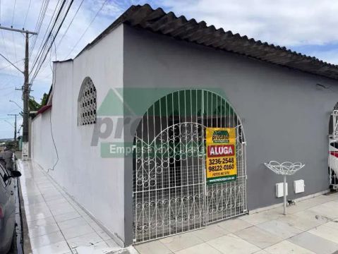 Aluga-se Casa no Conjunto Ajuricaba- RS 1.800,00