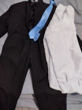 Conjunto de terno preto para menino novo