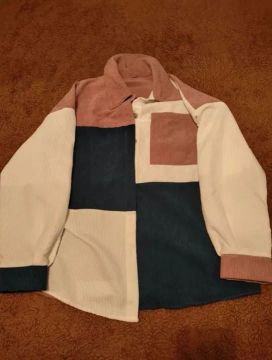 Jaqueta cor de rosa, azul e branca - Usado poucas vezes