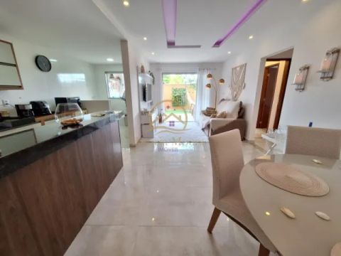 Apartamento tipo casa, à venda, em Itaúna/Saquarema!