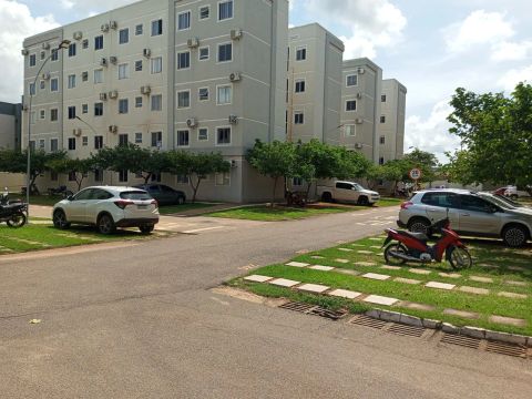 Apartamento 2 quartos com elevador 