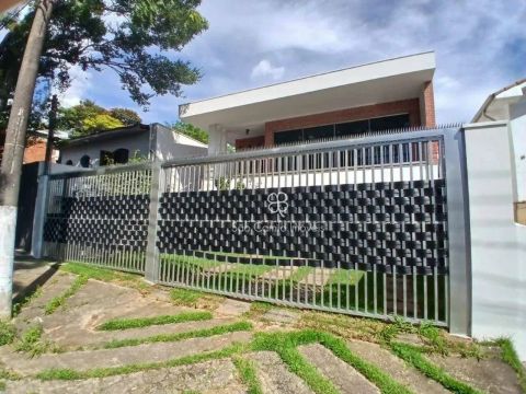 Casa com 3 dormitórios à venda, 270 m² por R$ 1.100.000,00 - Jardim Bonfiglioli - São Paul