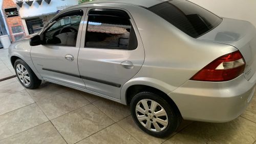 Pprisma maxx. Com direção  hidráulica    1.4 flex