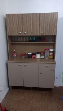 Armário de Cozinha Amadeirado