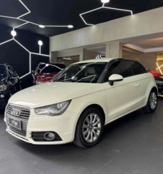 Audi A1 2012 1.4 câmbio Automático Stronic