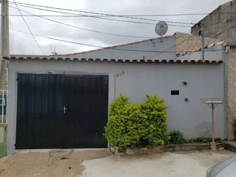 Casa à venda na Alvorada 2 - Próxima à Metal Poços